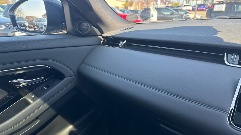 Land Rover Range Rover Evoque 2.0 D200 R-Dynamic SE 5dr Auto Diesel Hatchback